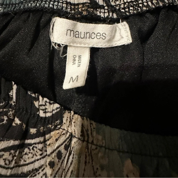 Maurice’s Paisley Off The Shoulder Peplum Top Size Medium - Picture 3 of 3